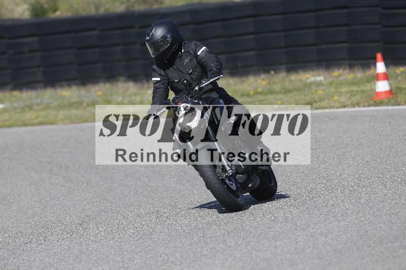 /01 02.04.2026 MAZ ADR/Gruppe gelb Gruppe gruen/62